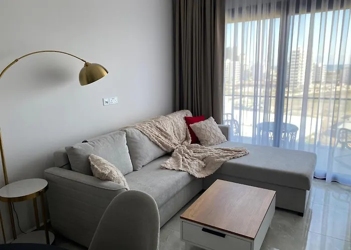 Sunrise 80 Apartment *